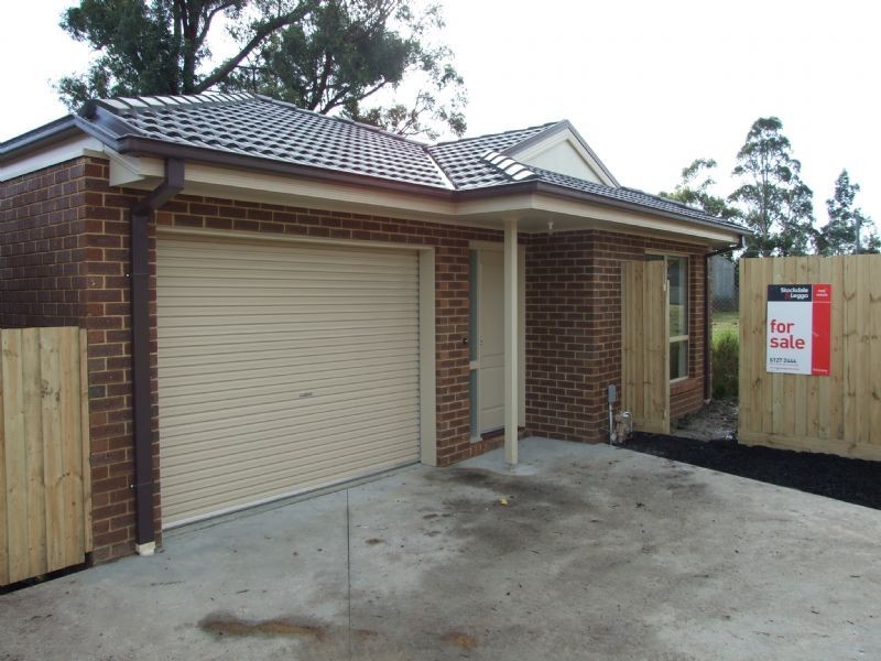 3/49 Sweetwater Place, Moe VIC 3825