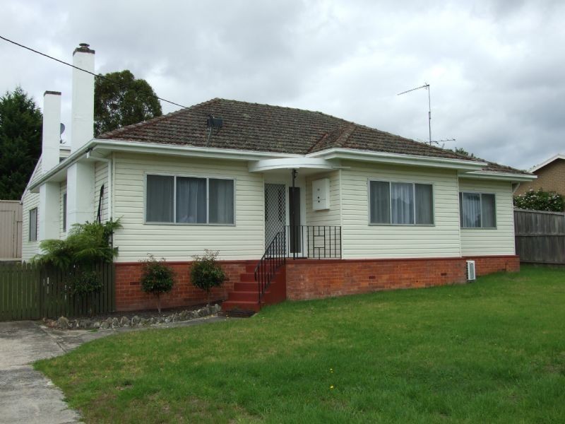 24 Monash Road, Newborough VIC 3825