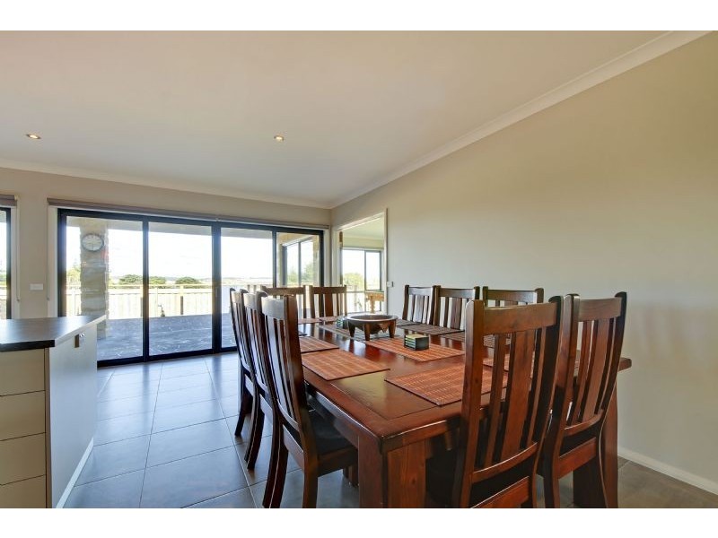 15 Hollander Drive, Yallourn North VIC 3825