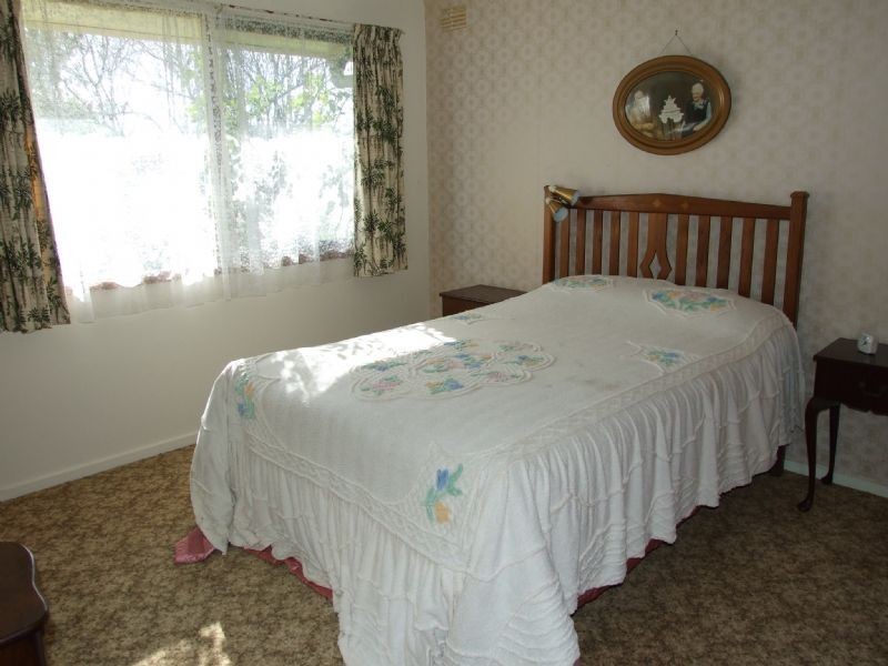 25 Elswyk Road, Moe South VIC 3825