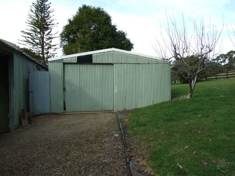 25 Elswyk Road, Moe South VIC 3825