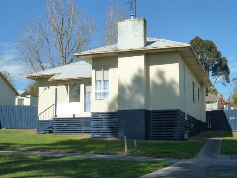 49 Scott Avenue, Moe VIC 3825