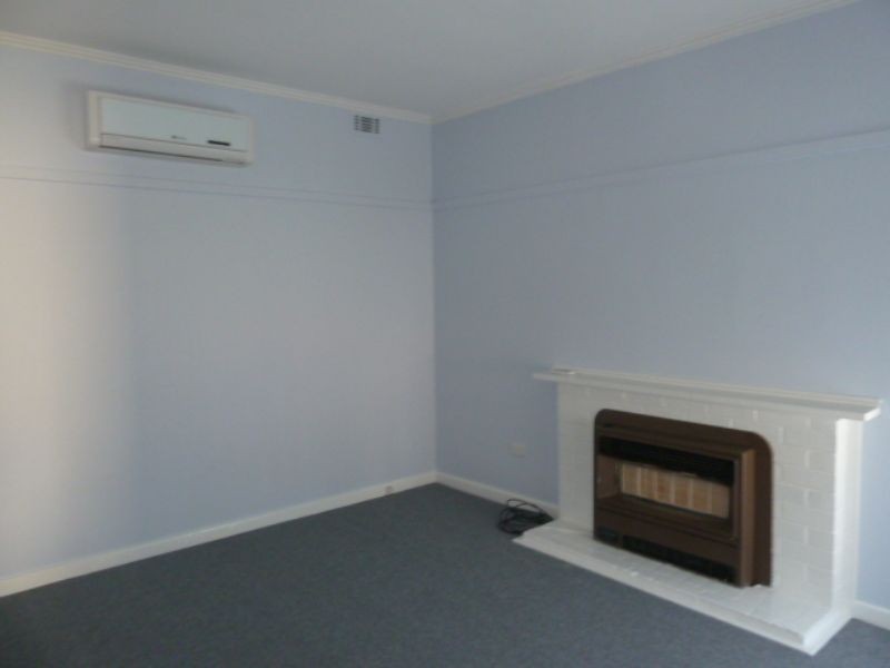 49 Scott Avenue, Moe VIC 3825