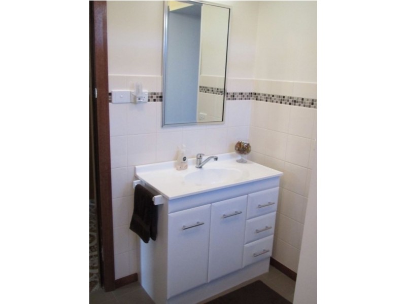 8 May Street, Moe VIC 3825