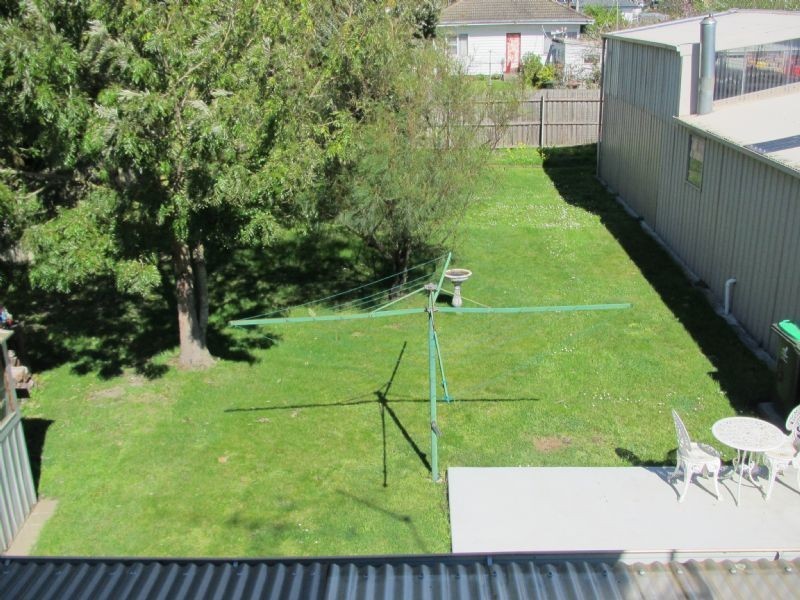 8 May Street, Moe VIC 3825