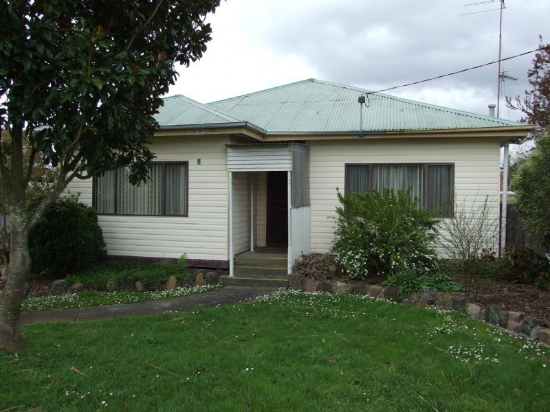 5 Bliss Street, Moe VIC 3825