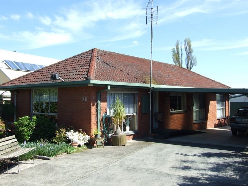 28 Gladstone Street, Moe VIC 3825