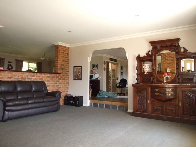 52 Melaleuca Drive, TRAFALGAR EAST, Moe VIC 3825