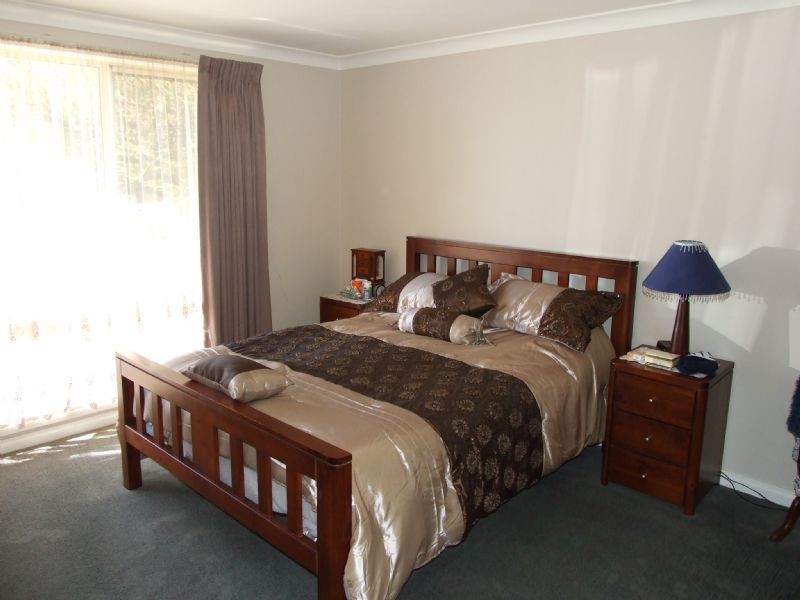 52 Melaleuca Drive, TRAFALGAR EAST, Moe VIC 3825