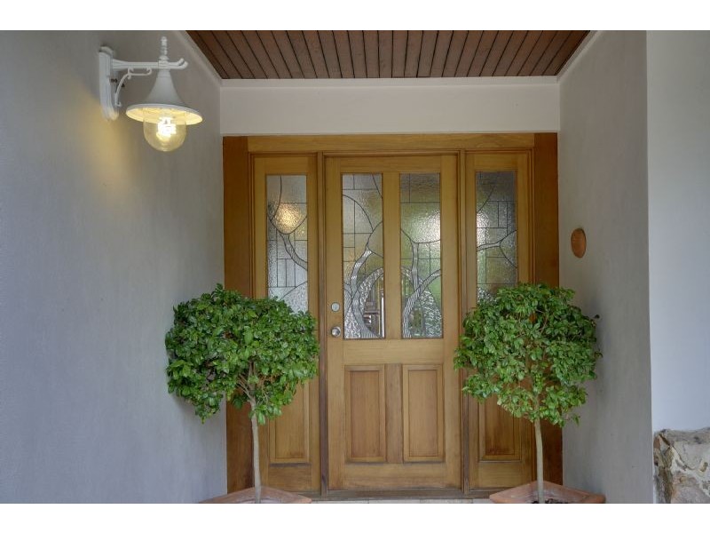 70 Simon Court, Moe South VIC 3825