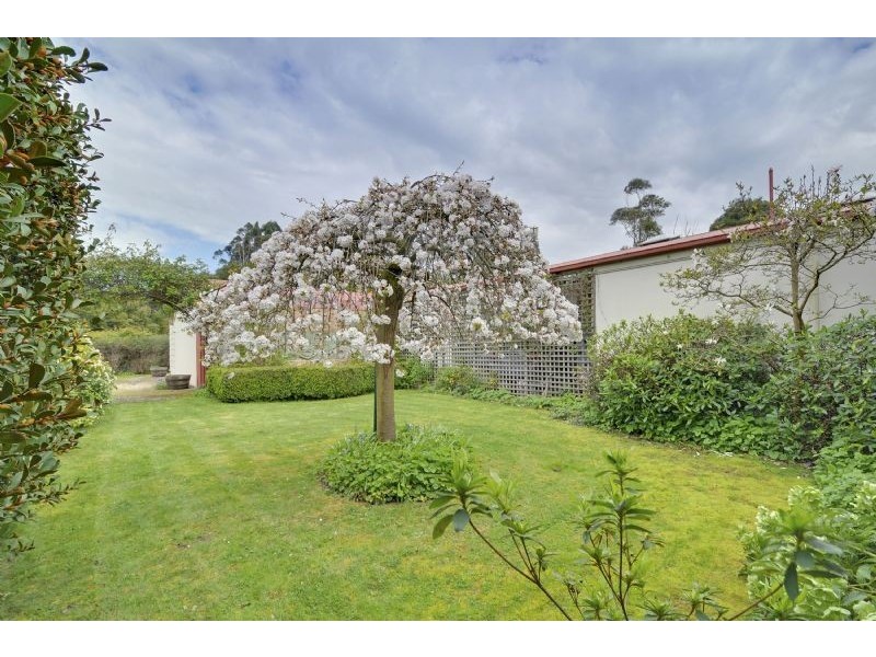 70 Simon Court, Moe South VIC 3825