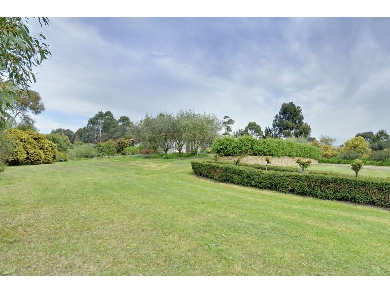 70 Simon Court, Moe South VIC 3825