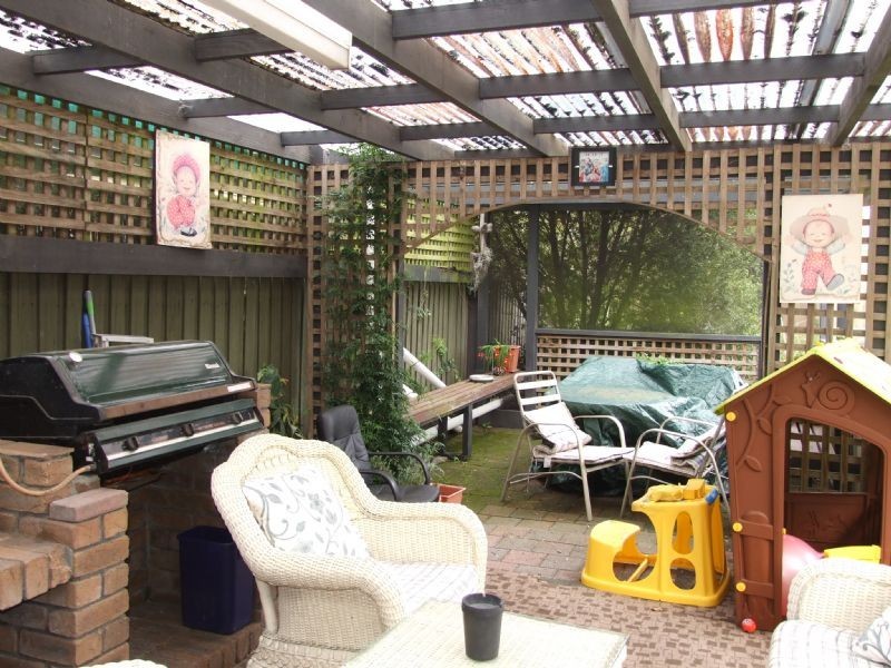 10 Moffat Street, Moe VIC 3825