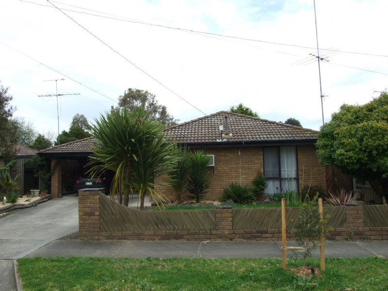 10 Moffat Street, Moe VIC 3825