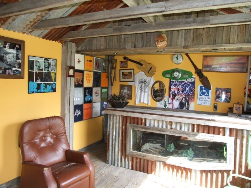 6 Roberts Street, Moe VIC 3825