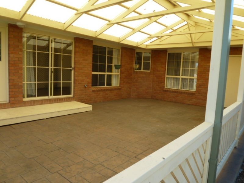 22 Jeeralang Avenue, Newborough VIC 3825