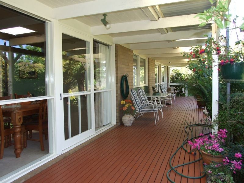 8 St Gwinear Court, Rawson VIC 3825