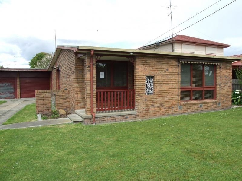 3 Castle Street, Moe VIC 3825