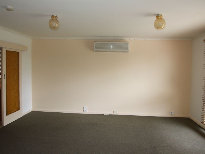 3 Castle Street, Moe VIC 3825