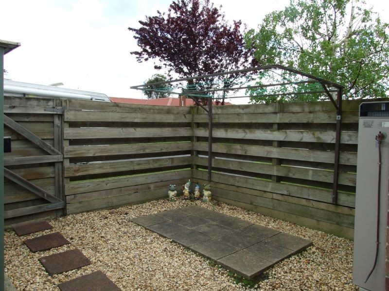 1B/2 Mena Street, Moe VIC 3825