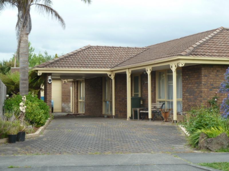 14 Banksia Street, Newborough VIC 3825