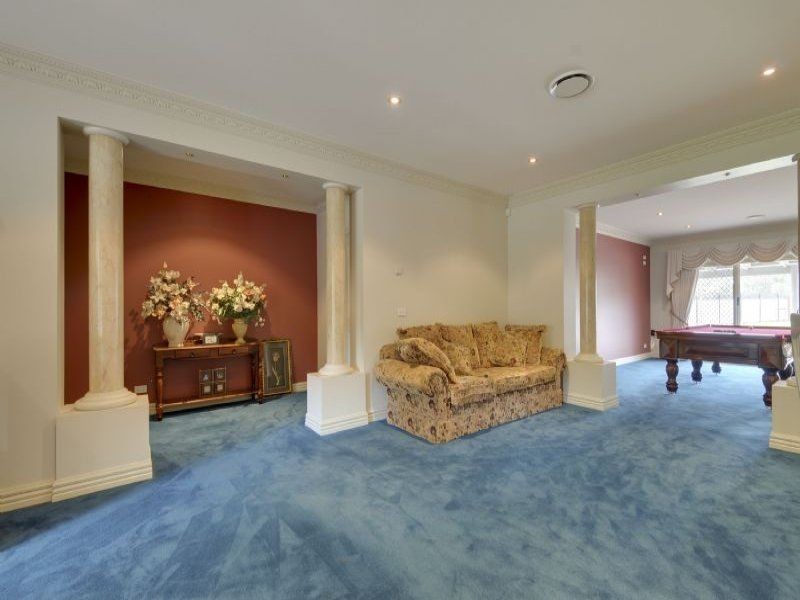 30 Thompsons Road, Newborough VIC 3825