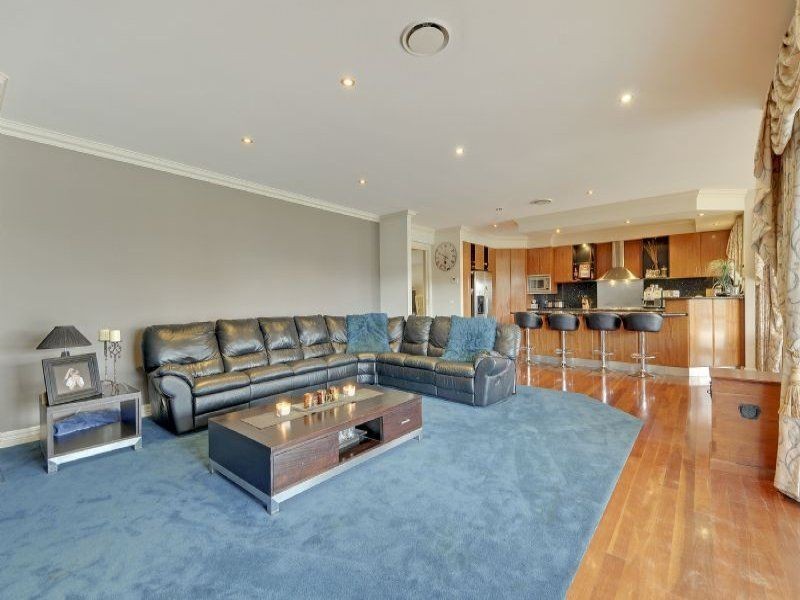 30 Thompsons Road, Newborough VIC 3825