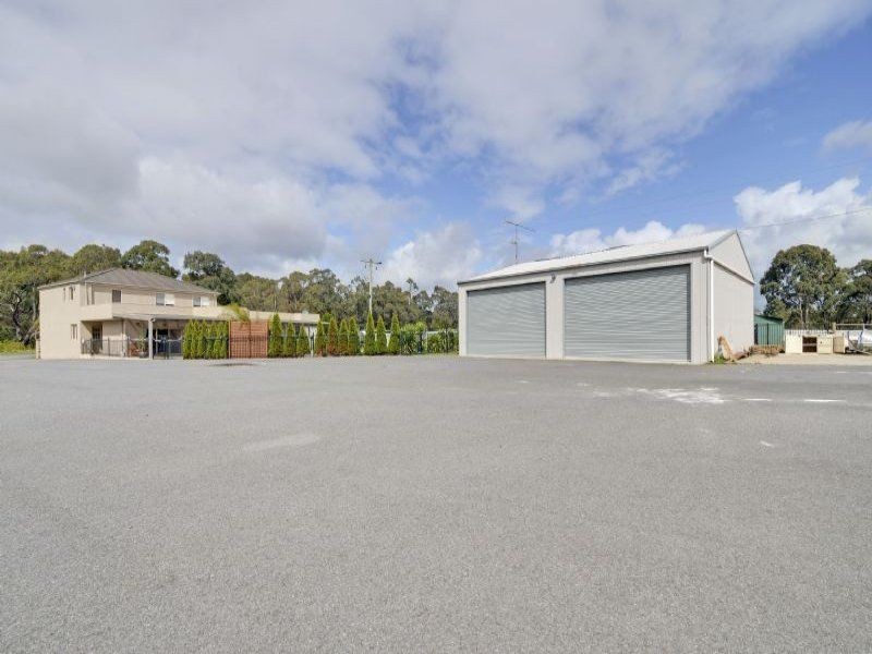 30 Thompsons Road, Newborough VIC 3825