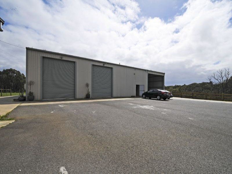 30 Thompsons Road, Newborough VIC 3825