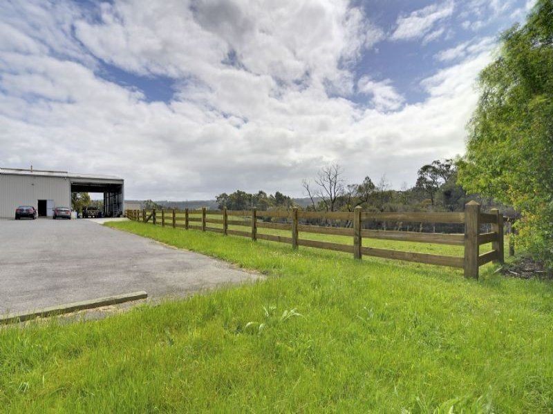 30 Thompsons Road, Newborough VIC 3825