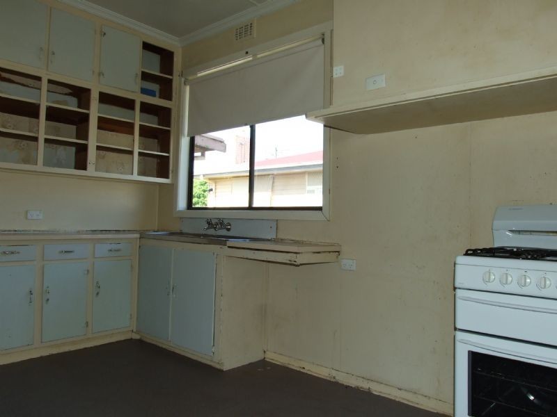 19 Victoria Street, Moe VIC 3825