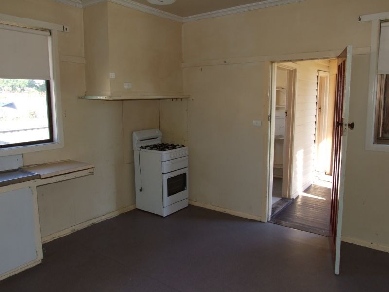 19 Victoria Street, Moe VIC 3825