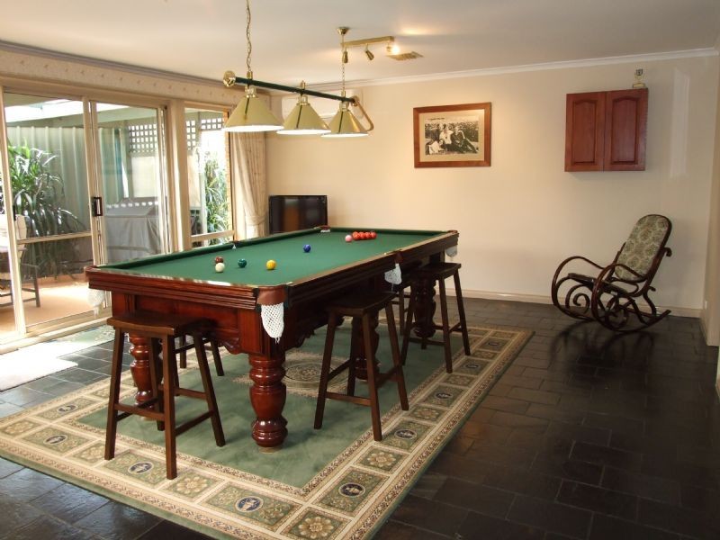 4 Amaroo Way, Newborough VIC 3825