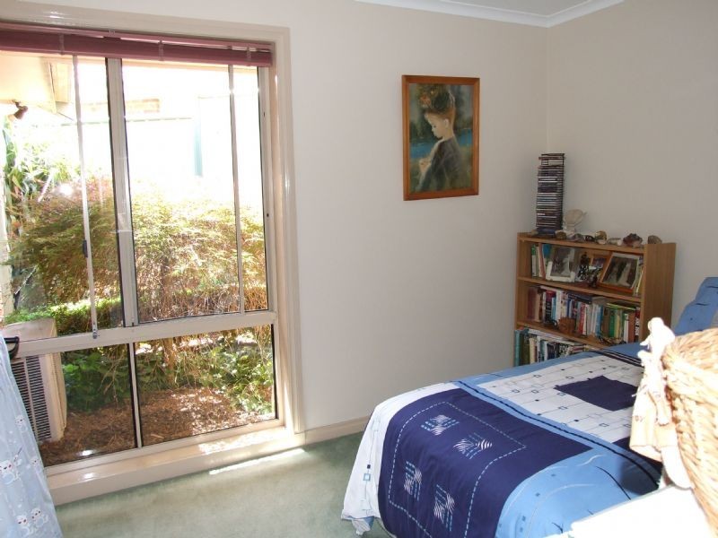 4 Amaroo Way, Newborough VIC 3825