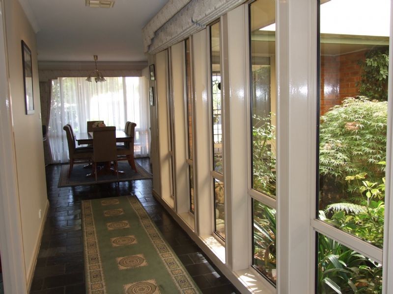 4 Amaroo Way, Newborough VIC 3825