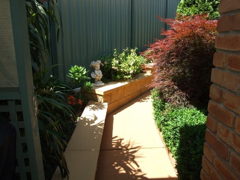 4 Amaroo Way, Newborough VIC 3825