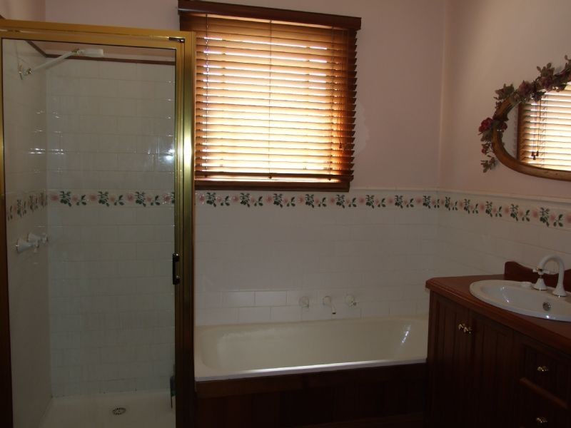 71 Lloyd Street, Moe VIC 3825