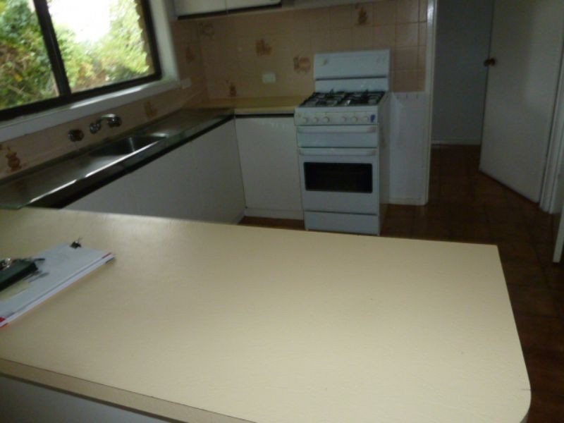 7 Leonis Court, Moe VIC 3825