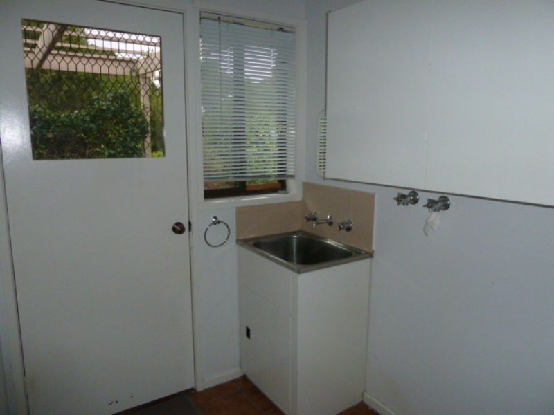 7 Leonis Court, Moe VIC 3825