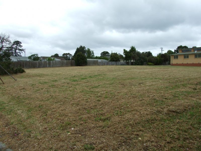 27 & 29 Victoria Street, Moe VIC 3825