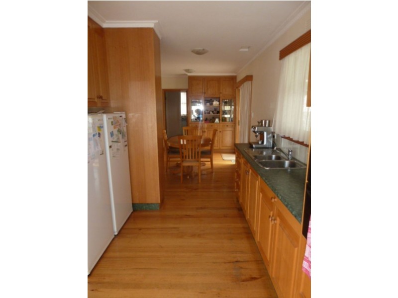 7 Malnhan Crescent, Newborough VIC 3825