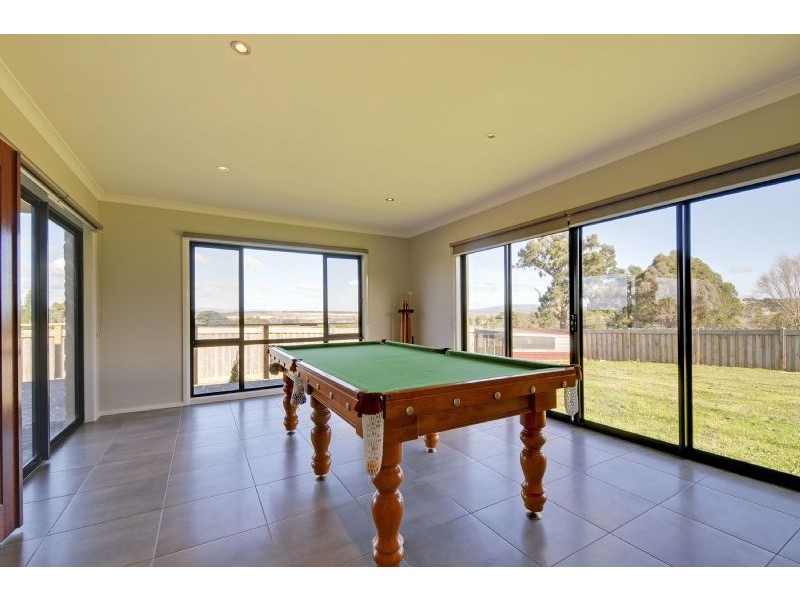 15 Hollander Drive, Yallourn North VIC 3825