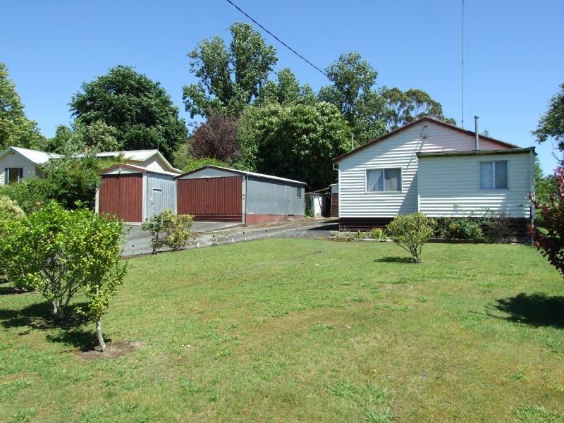 25 Roxburgh Road, Yallourn North VIC 3825