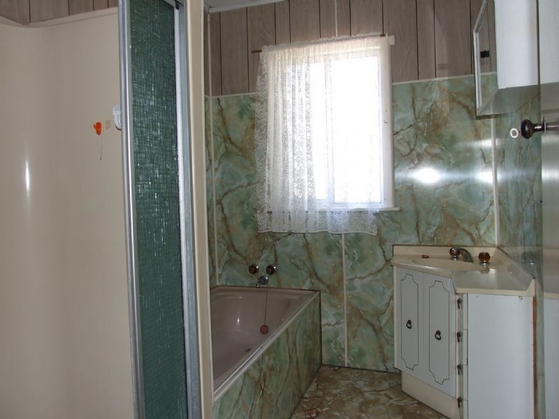 25 Roxburgh Road, Yallourn North VIC 3825