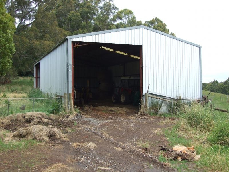 96 School Road, Erica VIC 3825