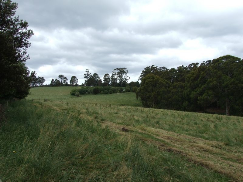 96 School Road, Erica VIC 3825