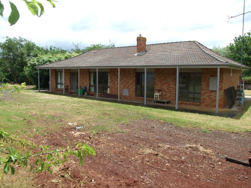 96 School Road, Erica VIC 3825