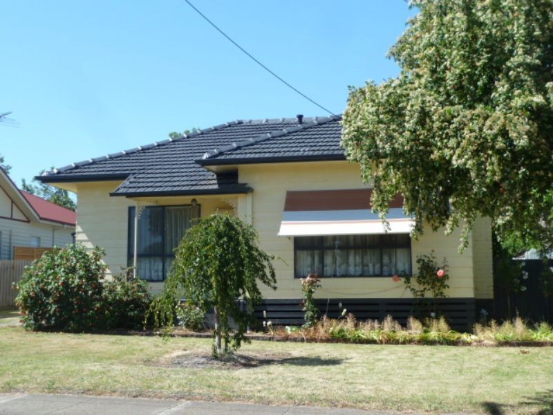 29 Service Road, Moe VIC 3825