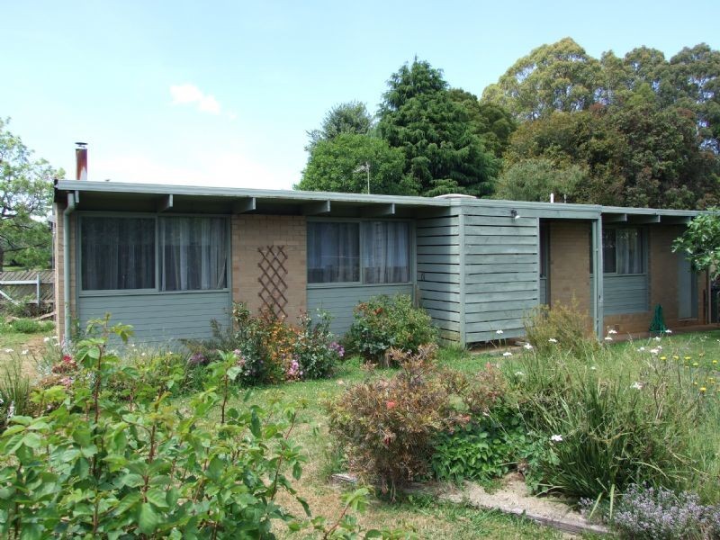 4 Matlock Court, Rawson VIC 3825