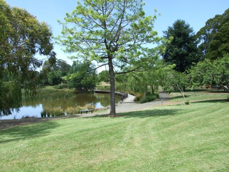 4 Matlock Court, Rawson VIC 3825